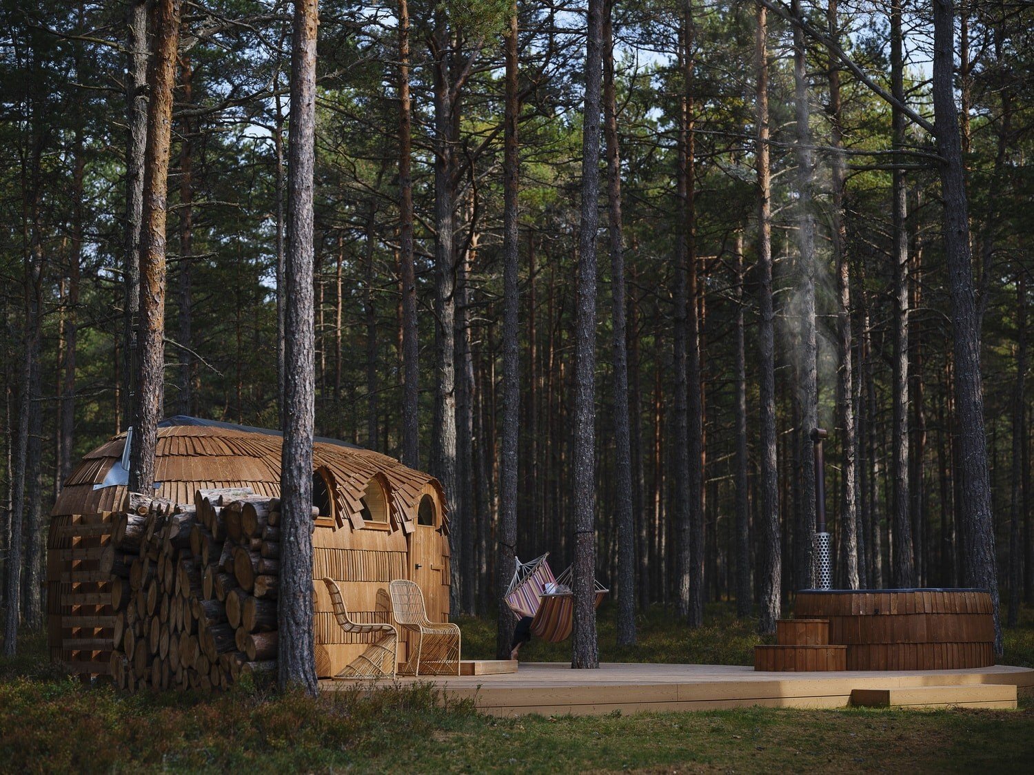 Sauna and hot-tub A perfect combination