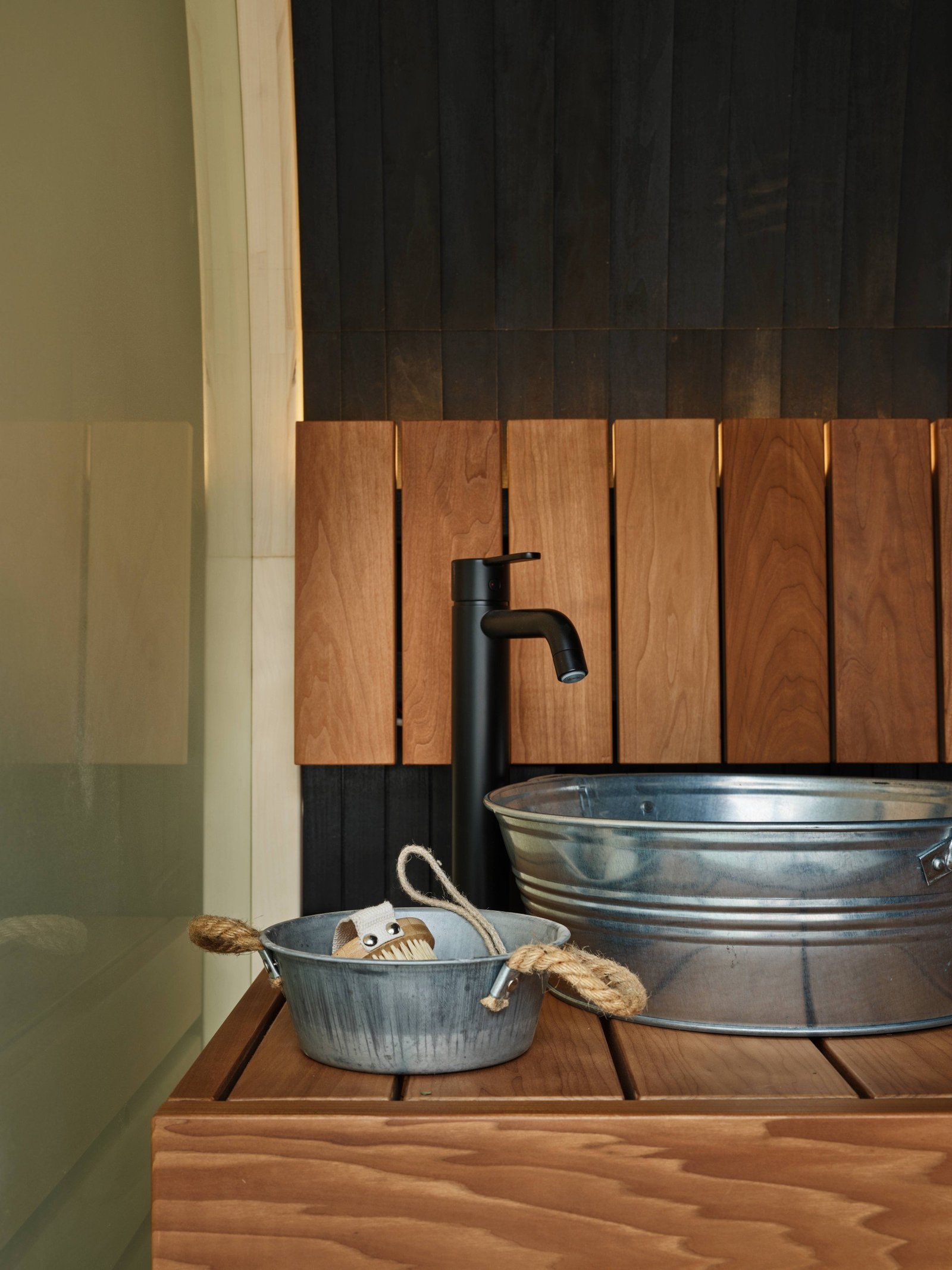 untranslated_product.gallery_image